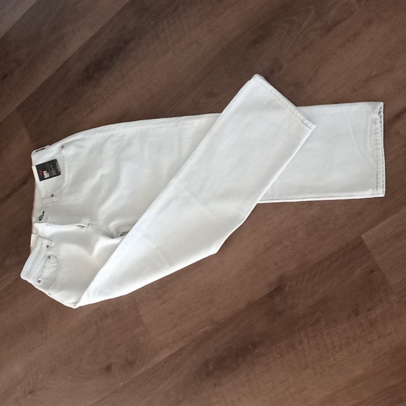 Levi's 31W x 32L jeans - Picture 3 of 9